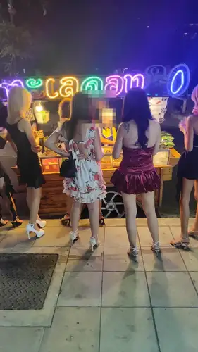 Club LINE23 Bangkok キャスト